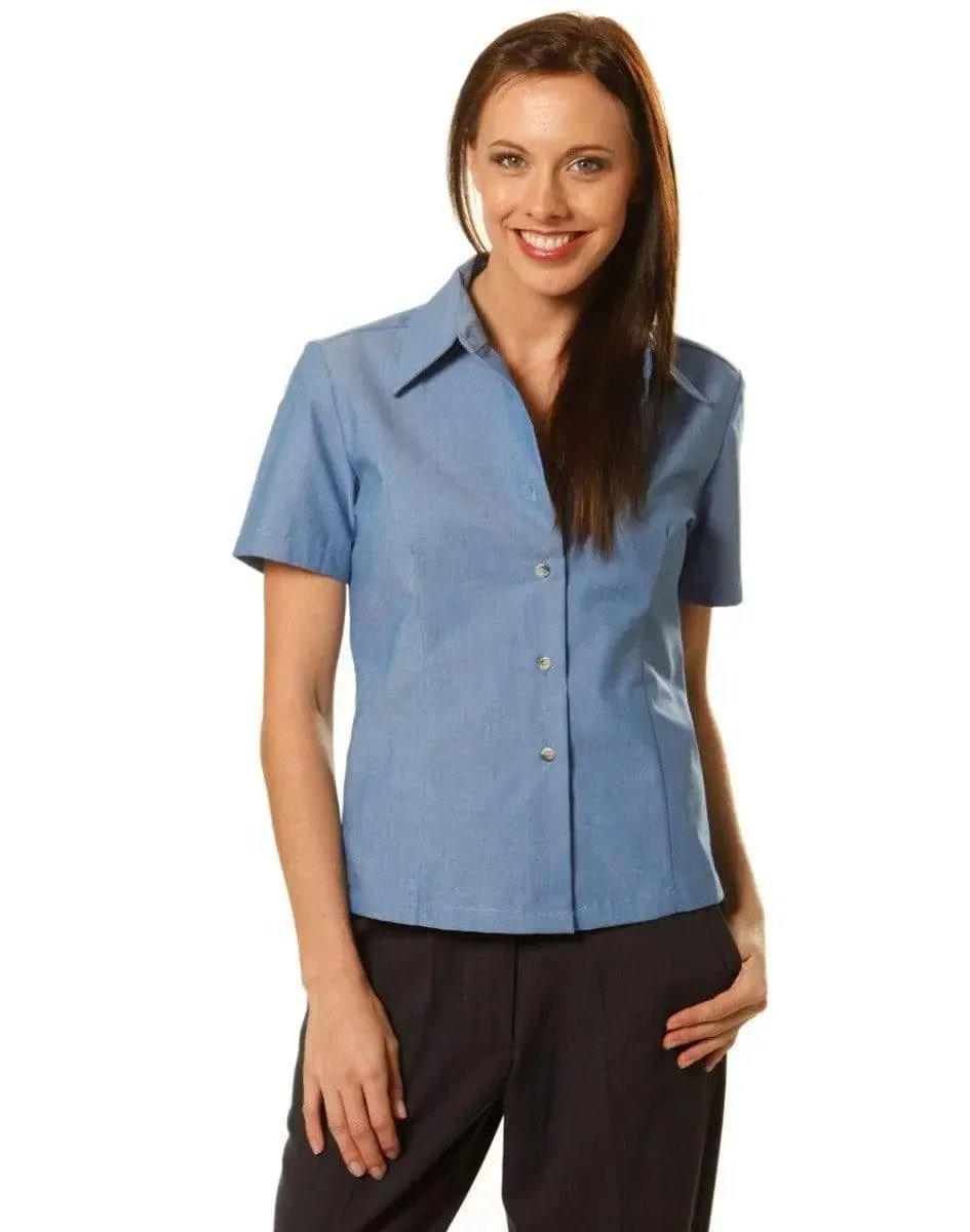 BENCHMARK Women's Chambray Short Sleeve BS05